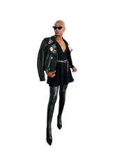 Load image into Gallery viewer, Cropped Leather flashy Trench